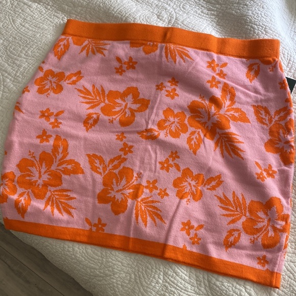 Wild Fable Hibiscus Skirt - Picture 2 of 3